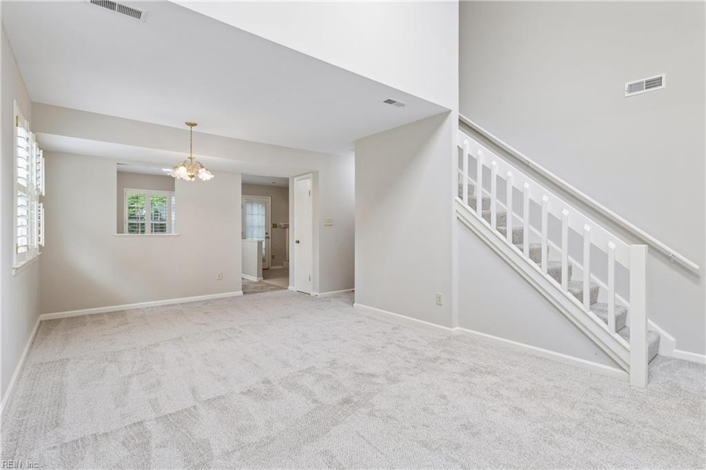 232 Seasons Trl Property Photo 7