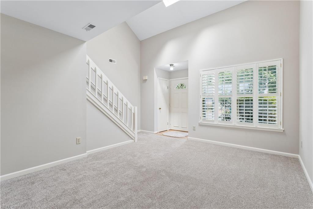 232 Seasons Trl Property Photo 8