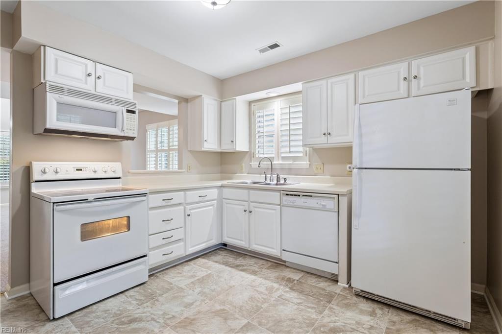 232 Seasons Trl Property Photo 15