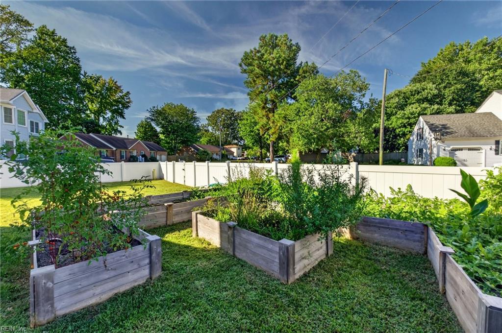 412 Harper Ct Property Photo 36
