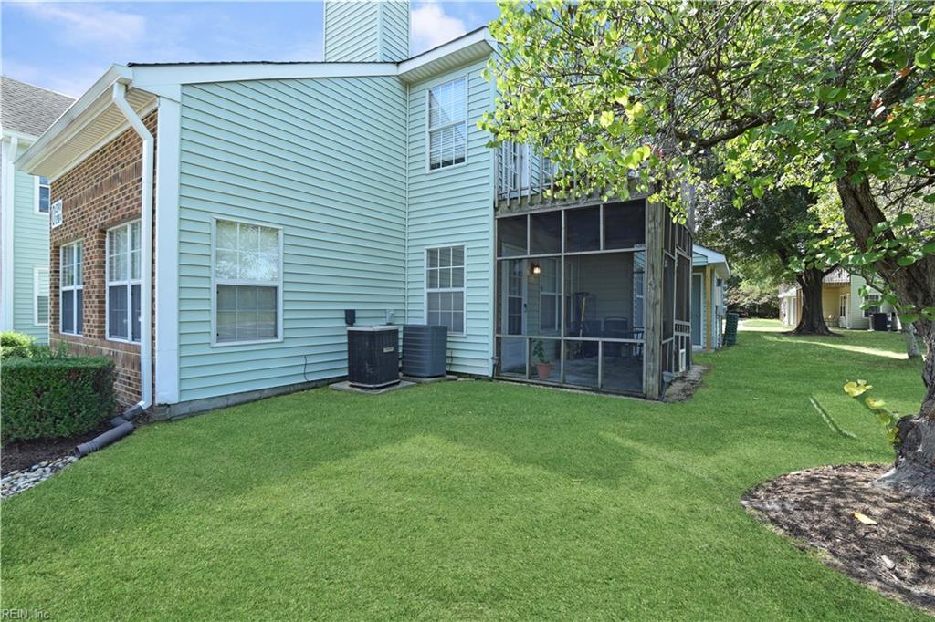 5208 Thatcher Way Property Photo 15
