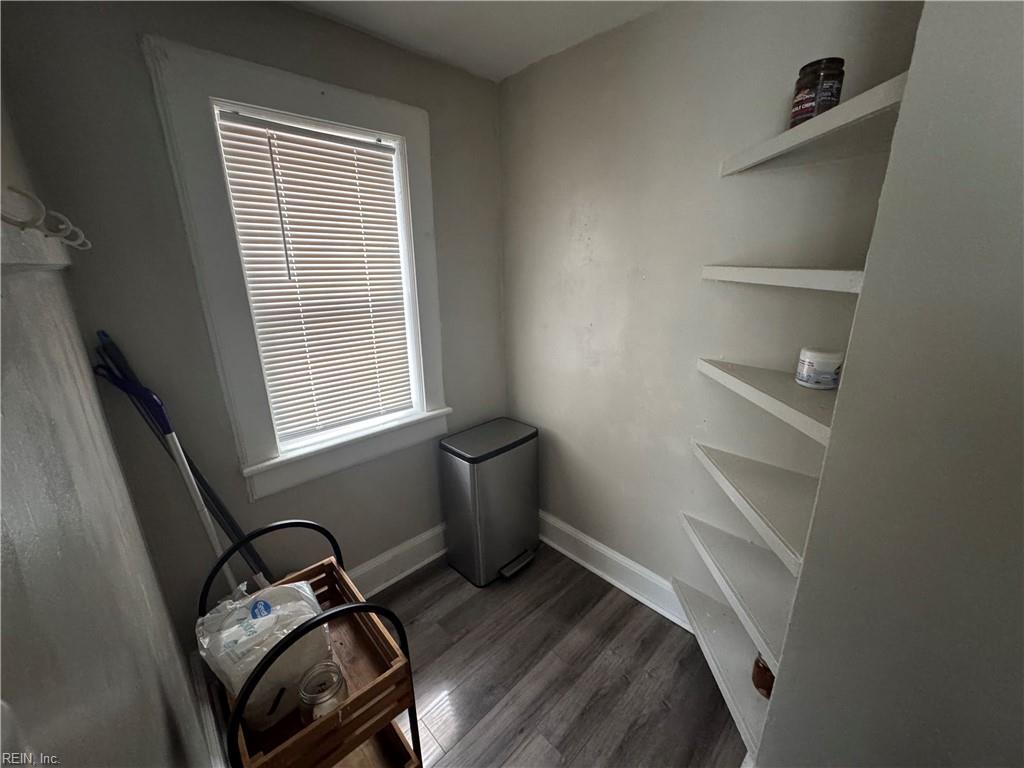 2448 Ballentine Blvd Property Photo 8