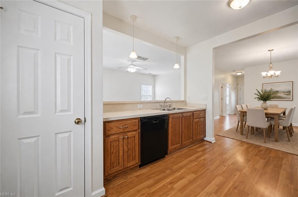 4009 1st St Property Photo 12
