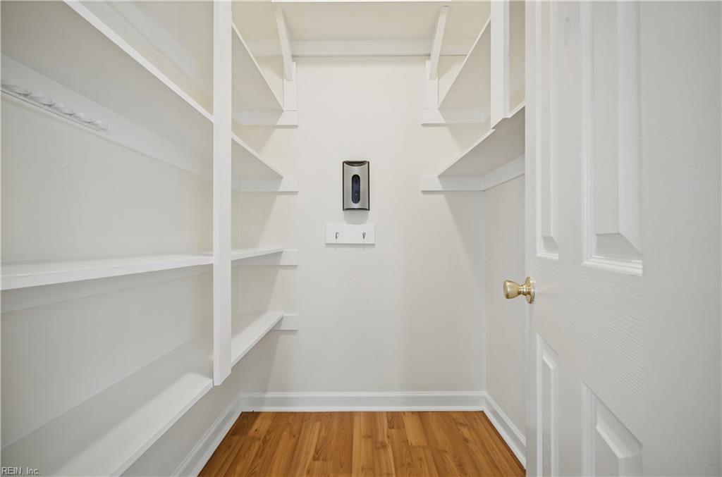 4009 1st St Property Photo 13