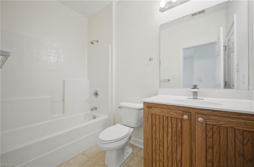 4009 1st St Property Photo 14