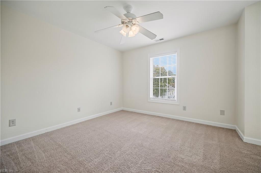 4009 1st St Property Photo 19