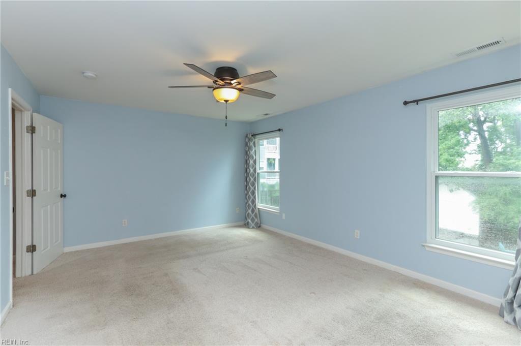 718 14th St Property Photo 17