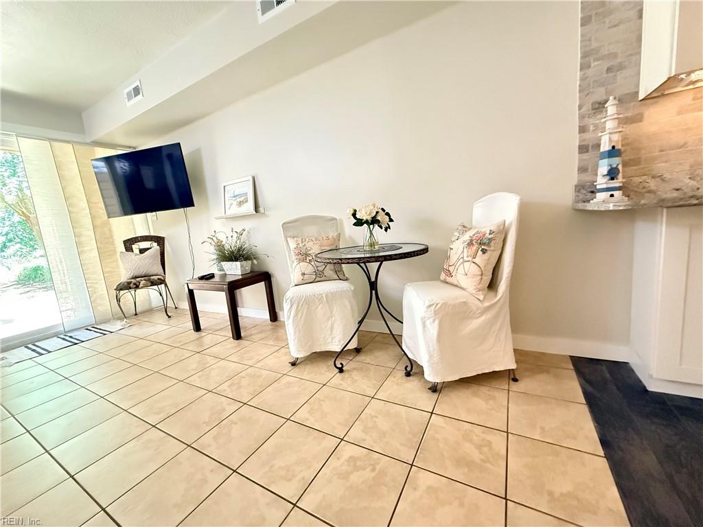 839 Virginia Ct Property Photo 4