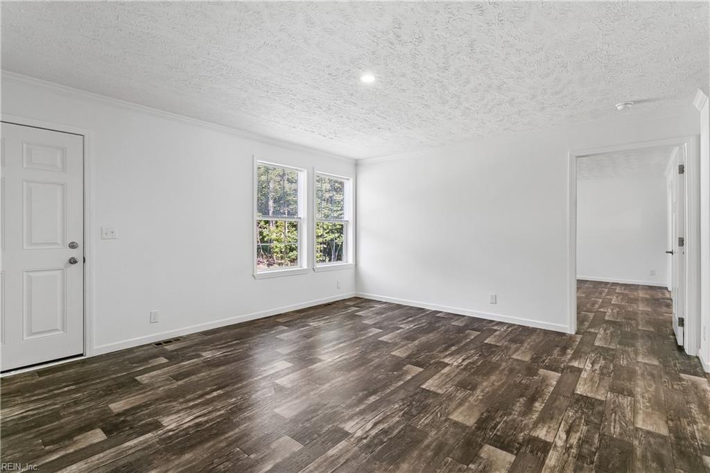 7831 Willis Rd Property Photo 6