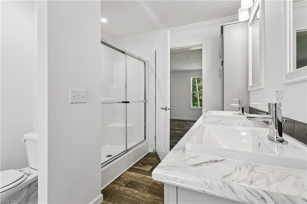 7831 Willis Rd Property Photo 17