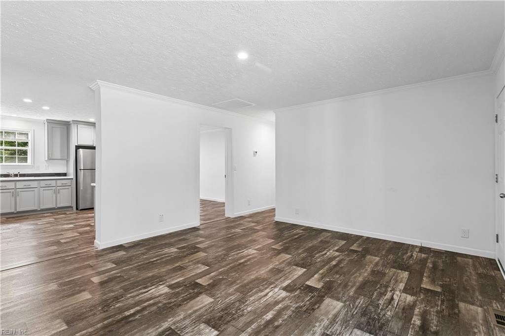 7831 Willis Rd Property Photo 23