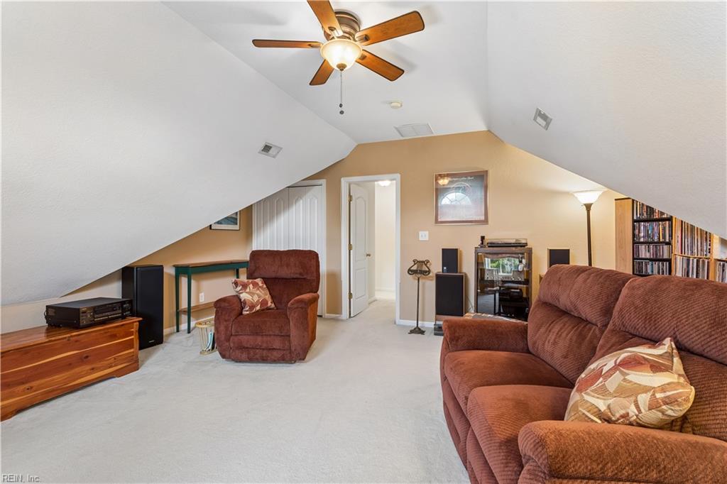5110 N Kemper Lakes Ct Property Photo 42