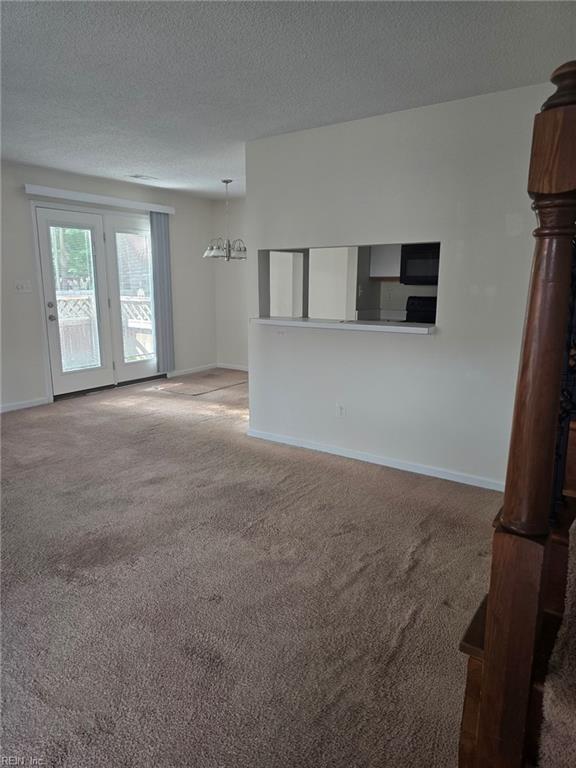 701 New River Ct Property Photo 12