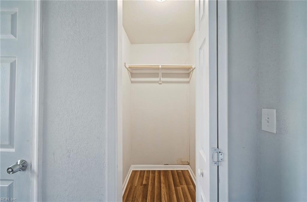 1308 Sunnybrook Ter Property Photo 20