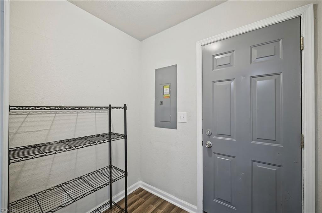 1308 Sunnybrook Ter Property Photo 22