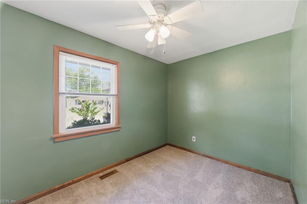 26 Prince William Rd Property Photo 15