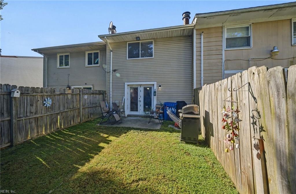 5642 Gregory Ct Property Photo 28