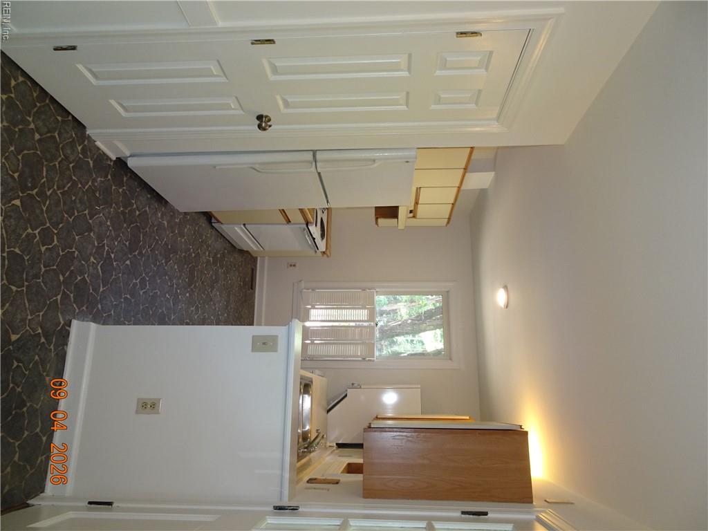 1350 Jamestown Rd Property Photo 15