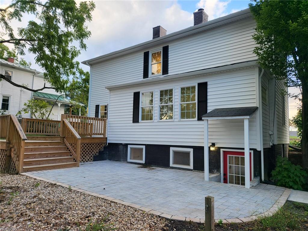 1202 W Beverley St Property Photo 6