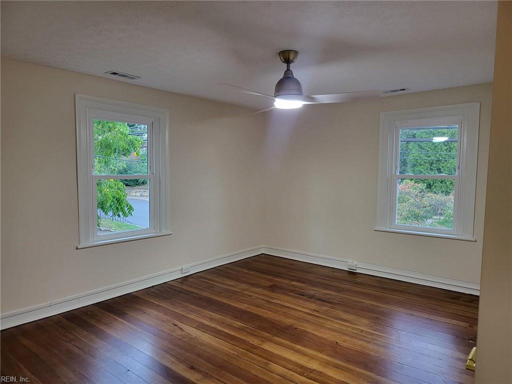 1202 W Beverley St Property Photo 41