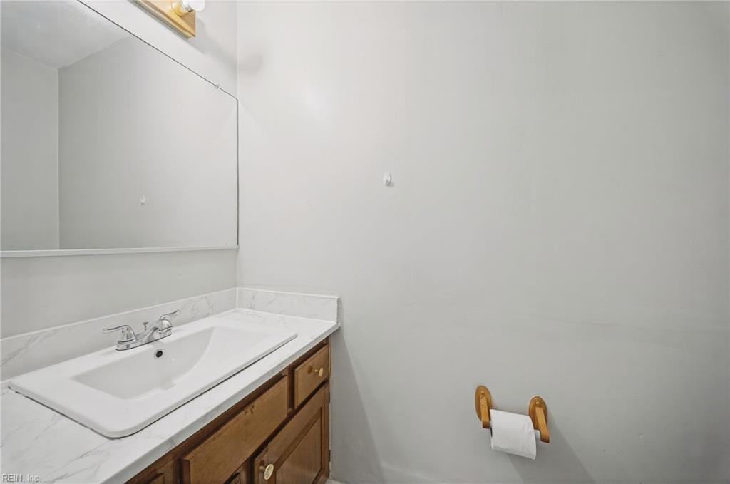 3527 Radford Cir Property Photo 32