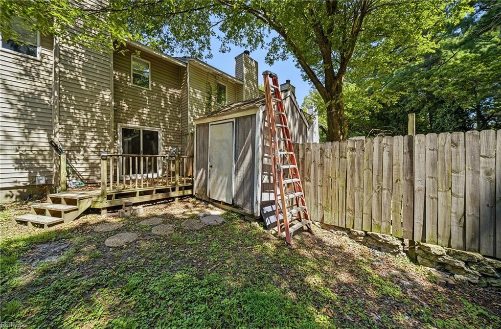 3527 Radford Cir Property Photo 45