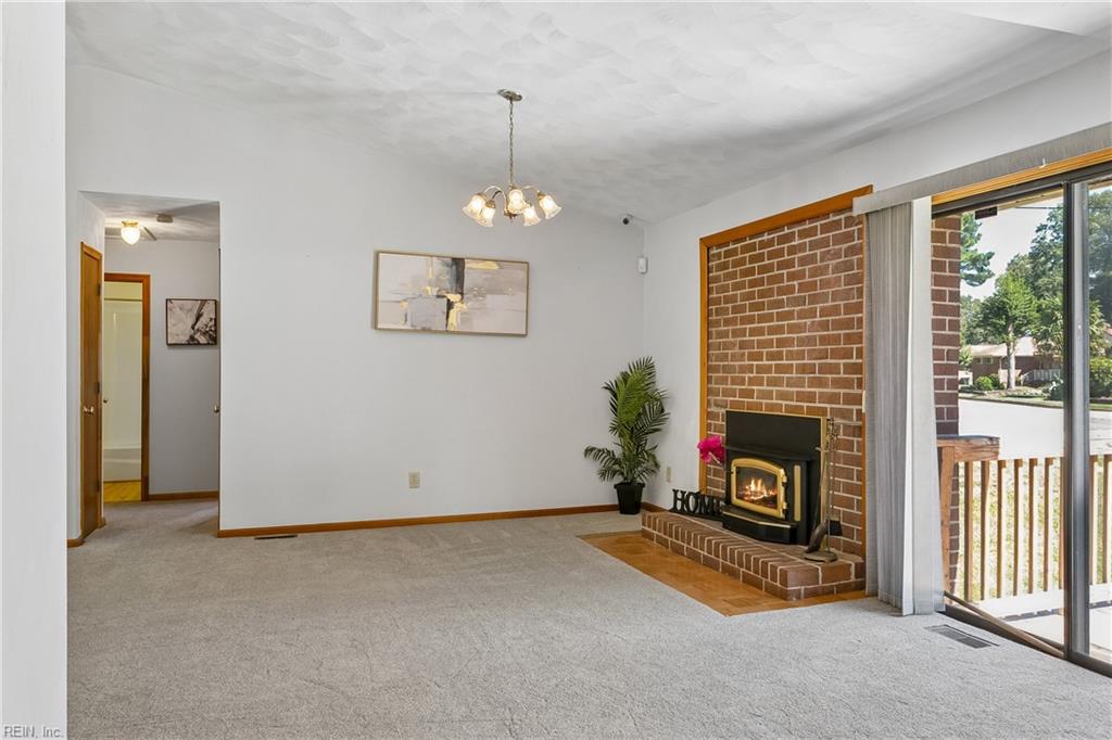 215 Woodbury Forrest Dr Property Photo 15