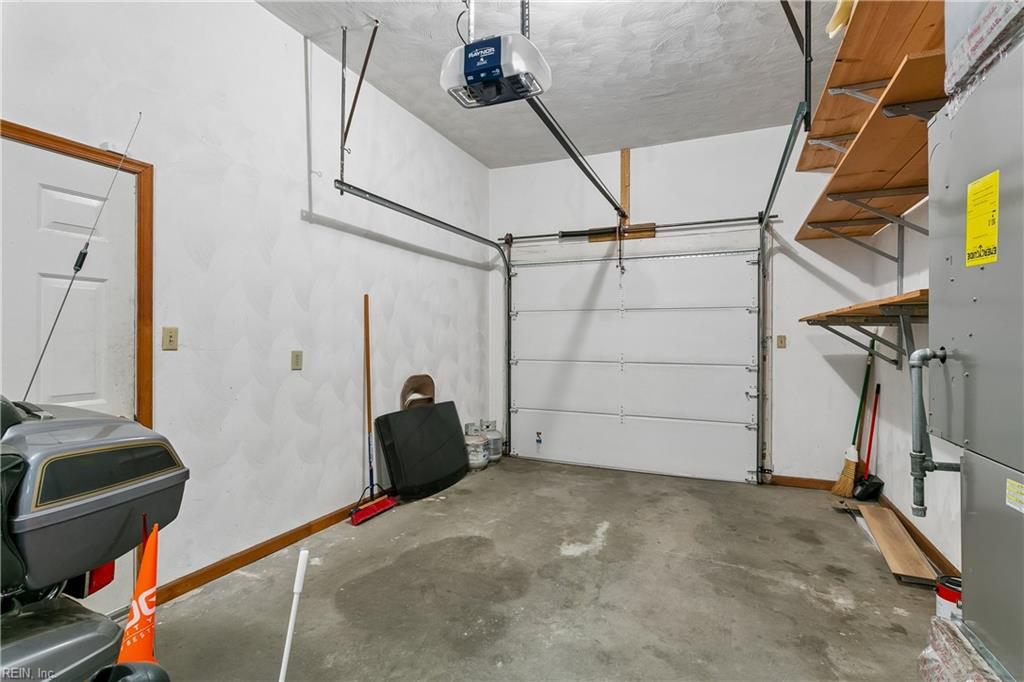 215 Woodbury Forrest Dr Property Photo 35