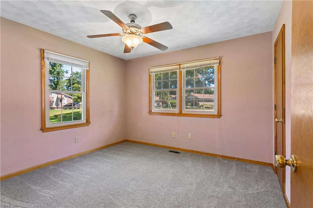 215 Woodbury Forrest Dr Property Photo 36