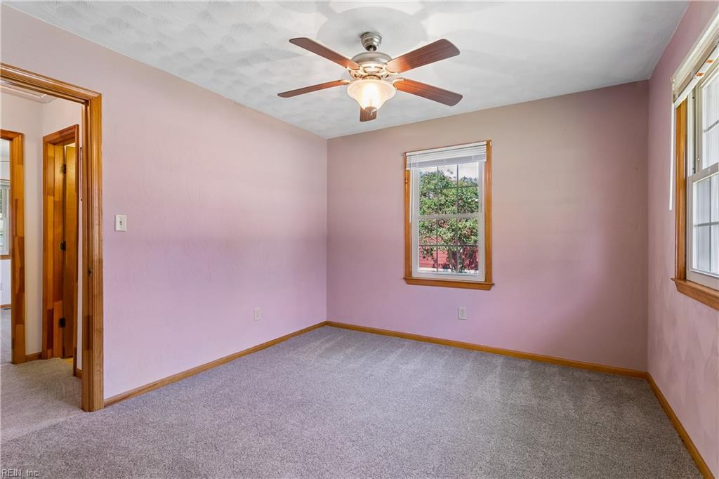 215 Woodbury Forrest Dr Property Photo 38