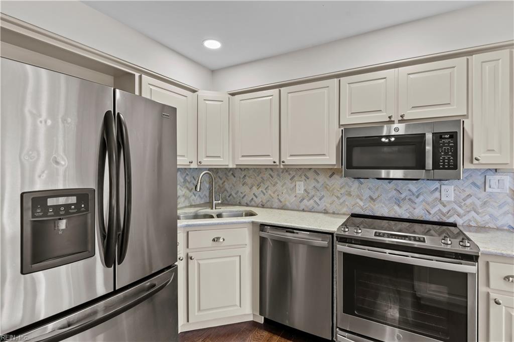 5917 Woodhaven Ct Property Photo 13
