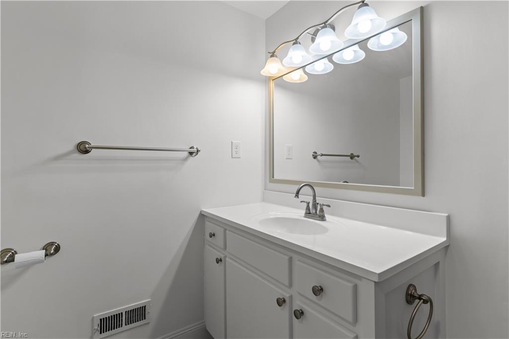 5917 Woodhaven Ct Property Photo 31
