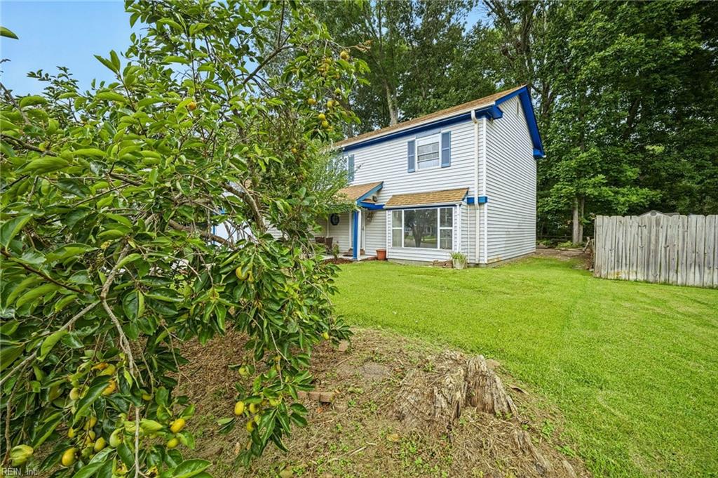 4832 Orchard Ln Property Photo 3