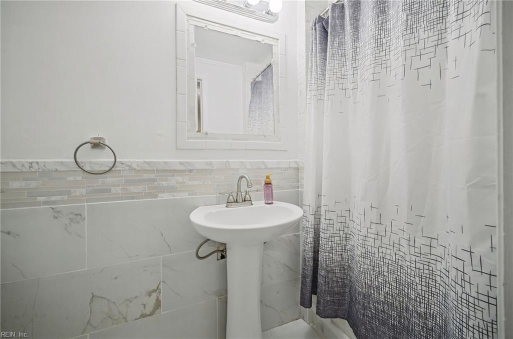 4832 Orchard Ln Property Photo 16