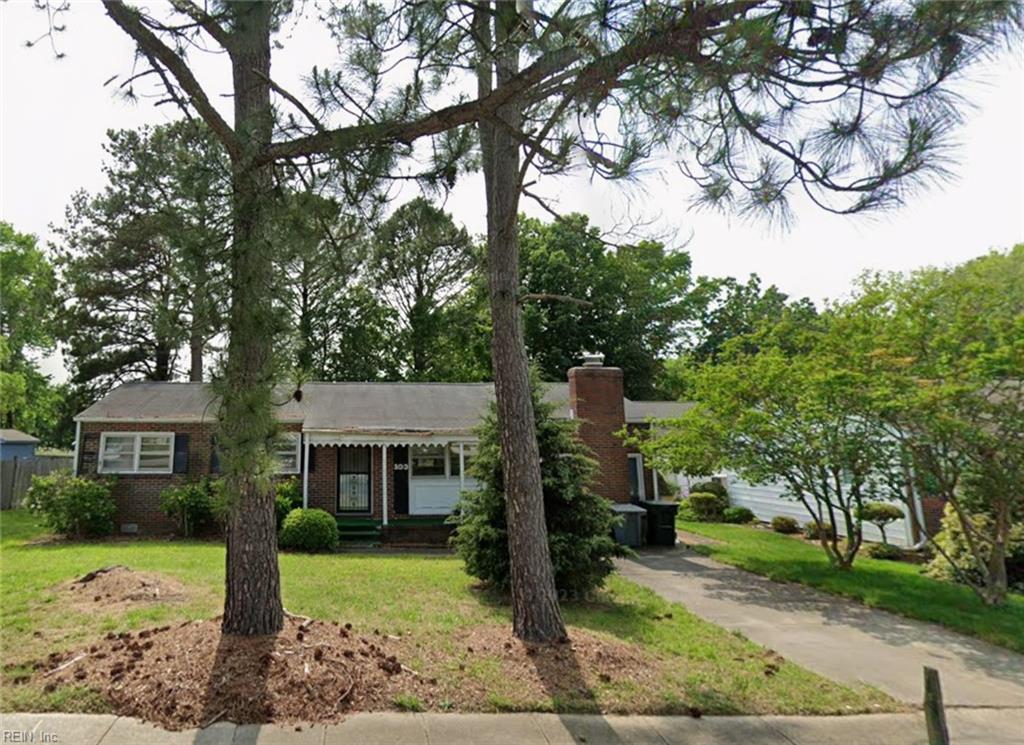 103 Bowen Dr Property Photo 1