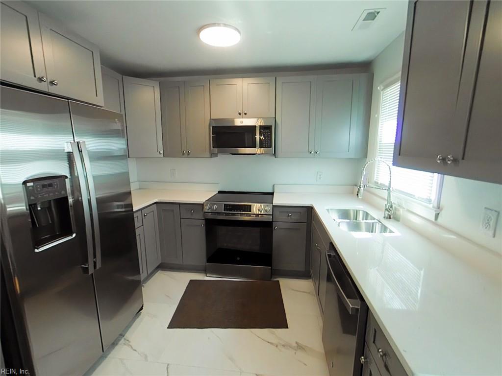 103 Bowen Dr Property Photo 4