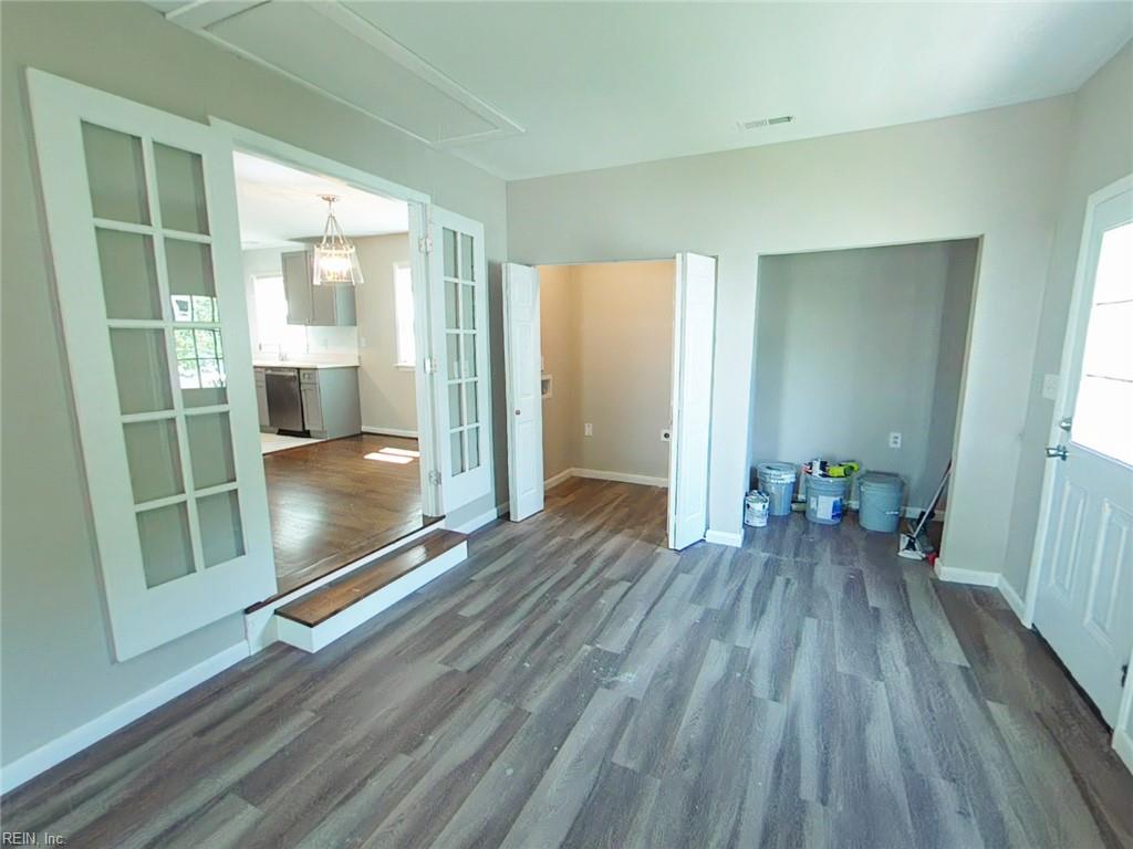 103 Bowen Dr Property Photo 5