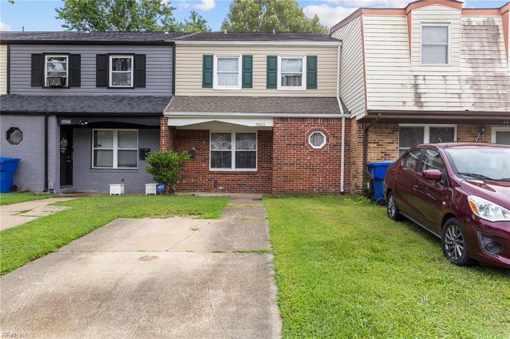5613 Banbury Ct Property Photo 1