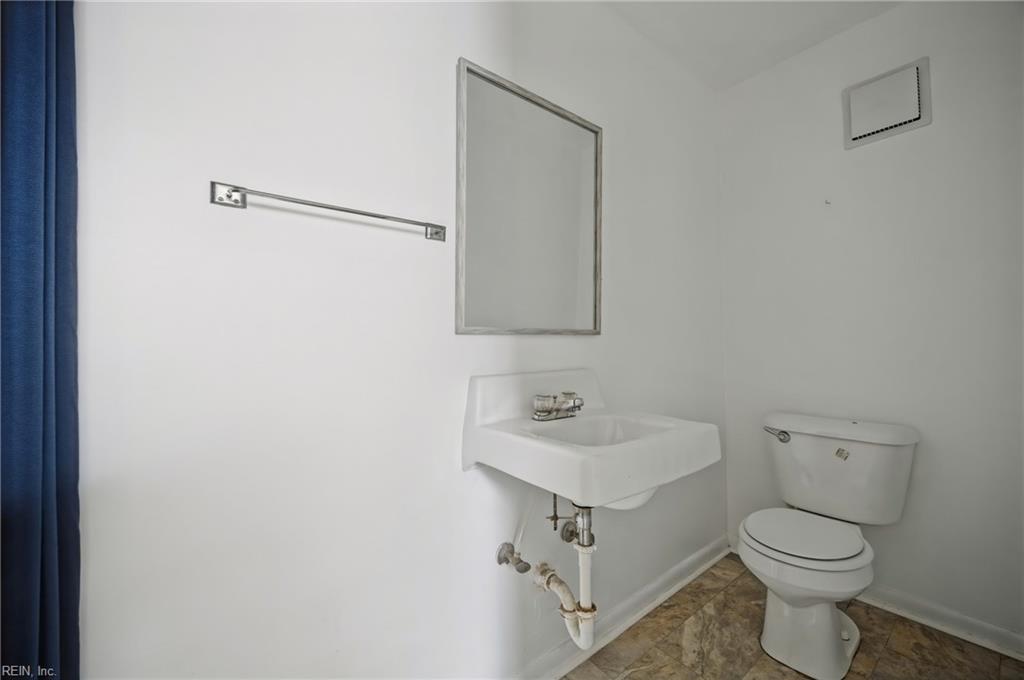 815 Rutledge Rd Property Photo 25