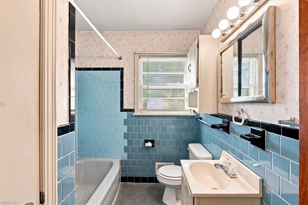 1819 Lightwood Ln Property Photo 11