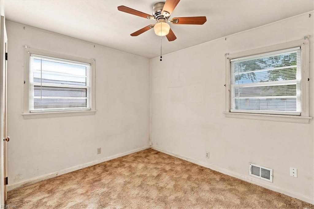 1819 Lightwood Ln Property Photo 17
