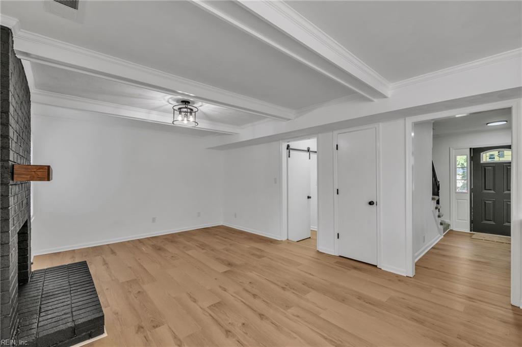 5664 Rushmere Dr Property Photo 27