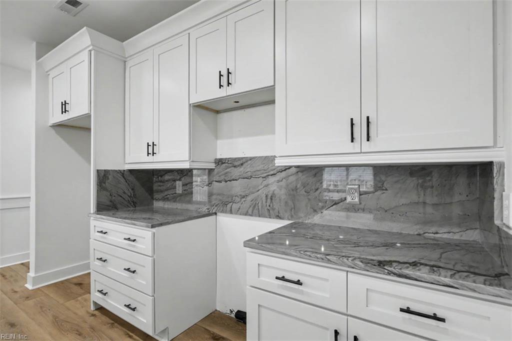 1229 29th St Property Photo 17