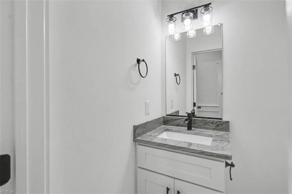 1229 29th St Property Photo 19