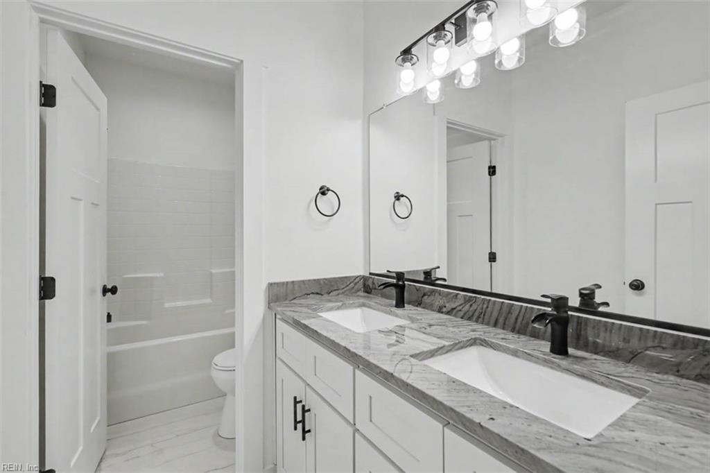 1229 29th St Property Photo 33