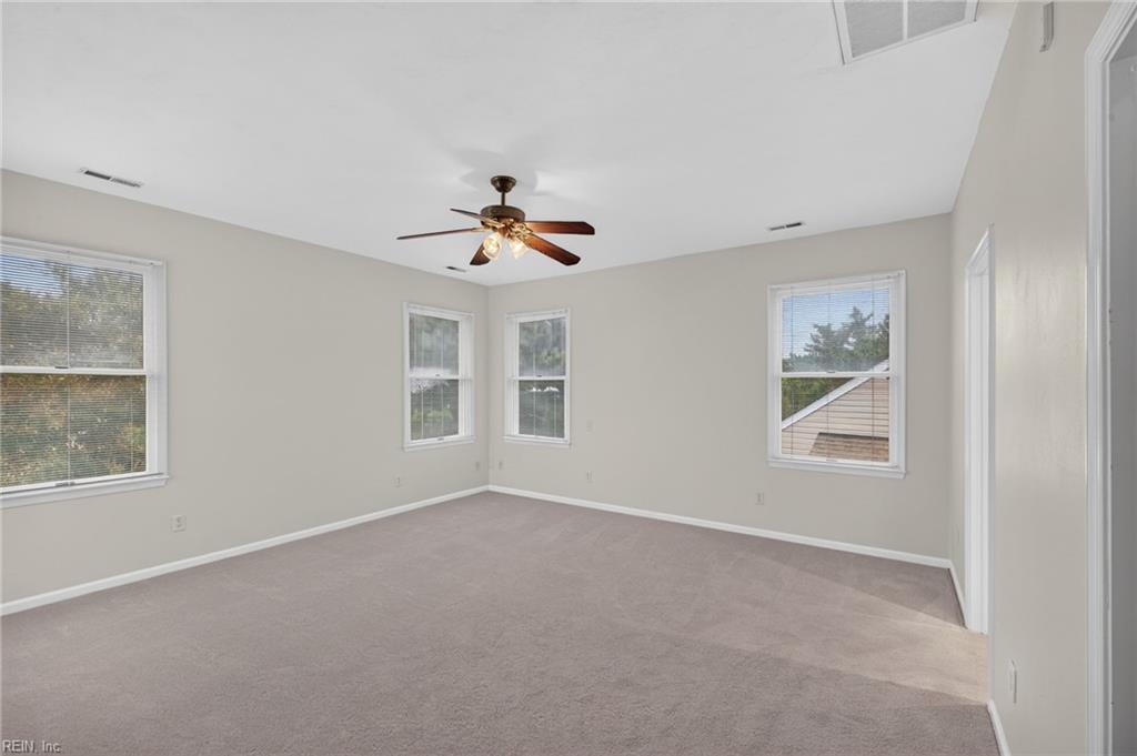 9570 Bay Point Dr Property Photo 25