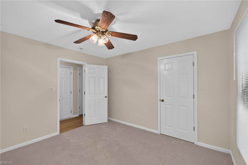9570 Bay Point Dr Property Photo 34