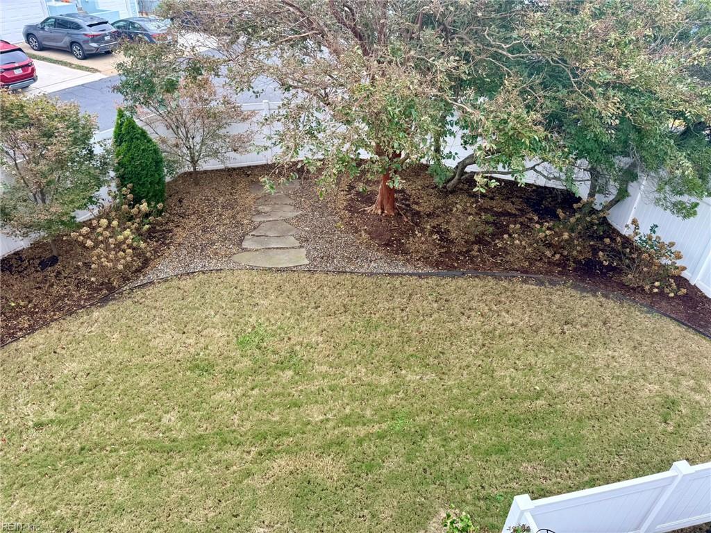 9570 Bay Point Dr Property Photo 47