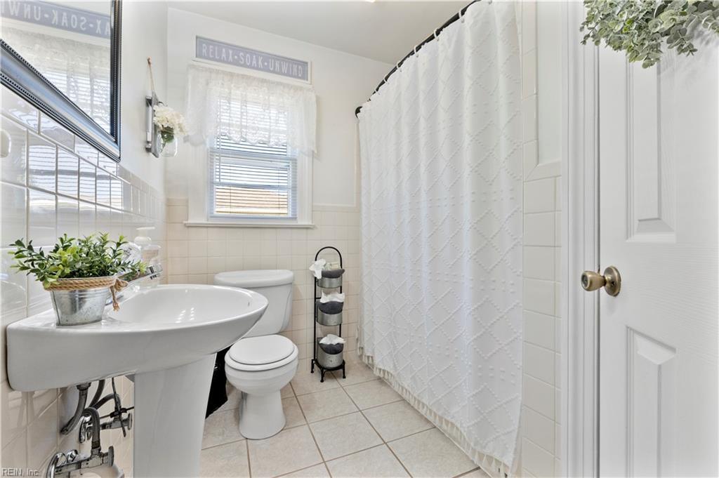 107 Grove Ave Property Photo 20