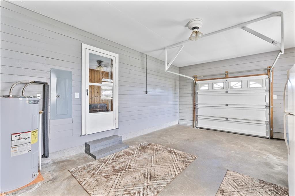 107 Grove Ave Property Photo 23